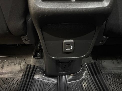 Used 2022 Chevrolet Equinox LT FWD image 33