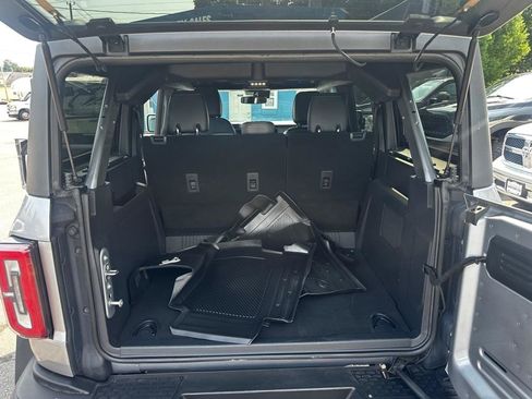 Used 2023 Ford Bronco Outer Banks AWD/4WD image 14