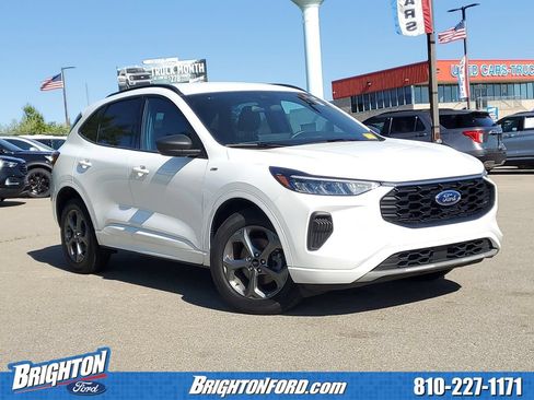 Certified 2023 Ford Escape ST-Line w/ Tech Pack #1 AWD/4WD image 1