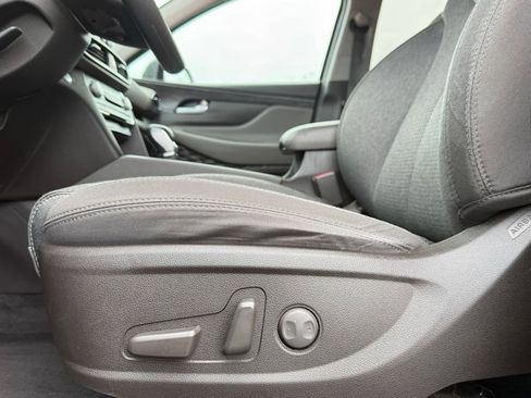 Used 2020 Hyundai Santa Fe SEL FWD image 9