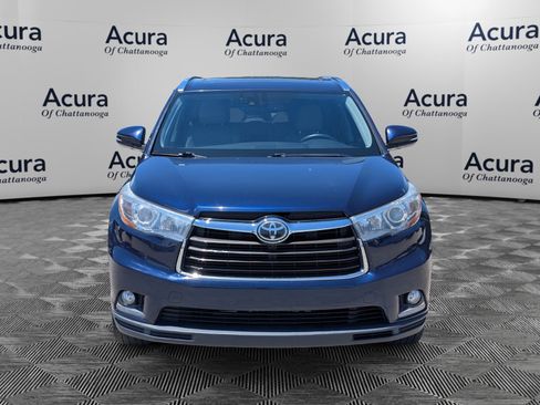 Used 2016 Toyota Highlander Limited Platinum FWD image 3