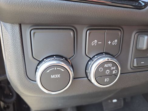 New 2026 GMC Yukon Elevation w/ Elevation Premium Package RWD image 14