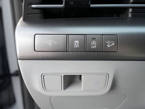 Certified 2026 Hyundai Kona SE AWD/4WD image 24
