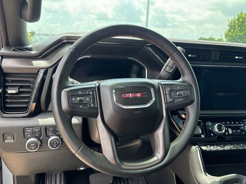 Used 2024 GMC Sierra 2500 AT4 w/ AT4 Premium Plus Package AWD/4WD image 20