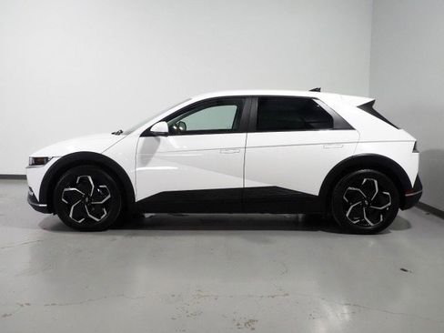 Used 2024 Hyundai Ioniq 5 SEL image 8