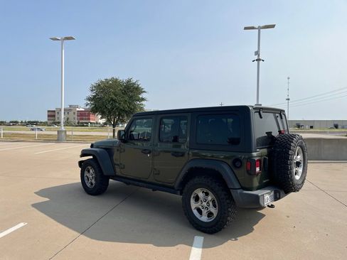 Used 2021 Jeep Wrangler Unlimited Sport AWD/4WD image 4