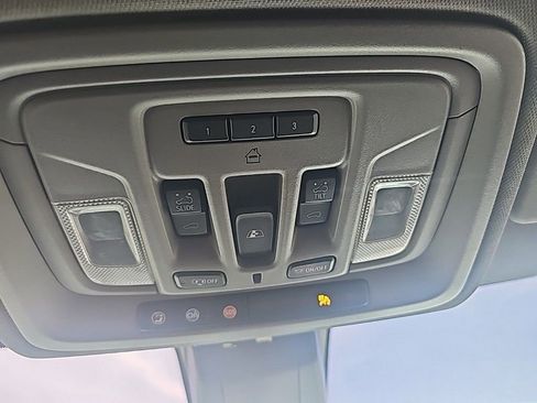 Used 2020 GMC Sierra 3500 Denali w/ Denali Ultimate Package image 26