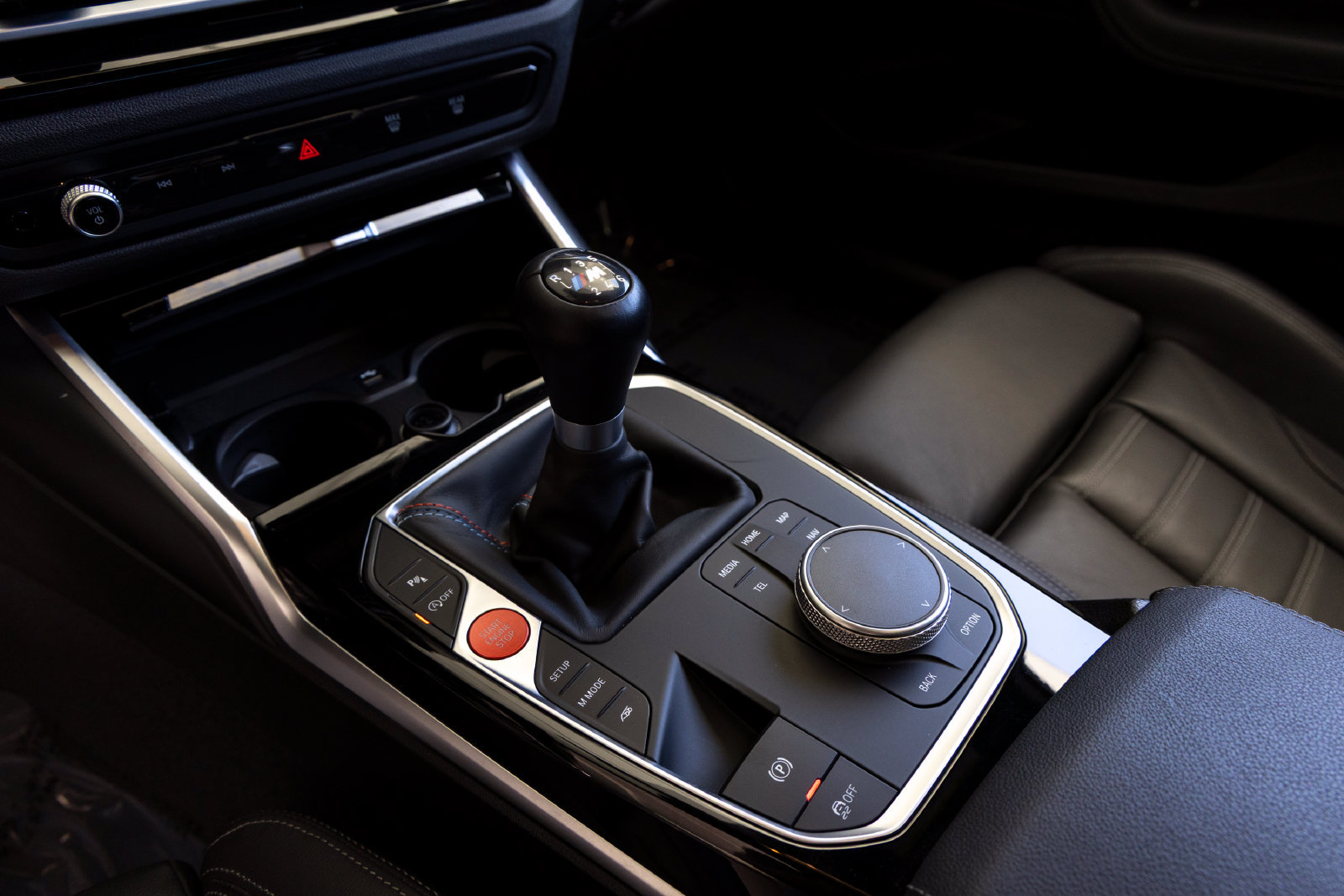 Used 2024 BMW M2 w/ Lighting Package RWD image 21