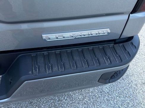 Used 2024 GMC Sierra 1500 Elevation AWD/4WD image 9
