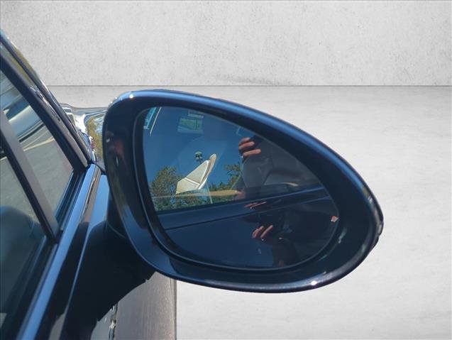 Used 2019 Porsche Cayenne AWD/4WD image 5