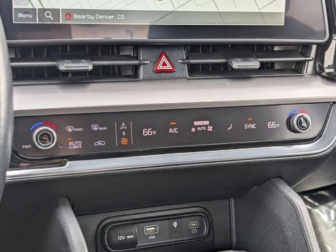 Certified 2024 Kia Sportage EX image 29