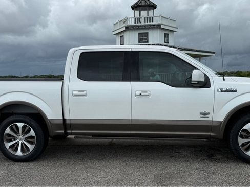 Used 2016 Ford F150 King Ranch w/ Equipment Group 601A Luxury RWD image 4