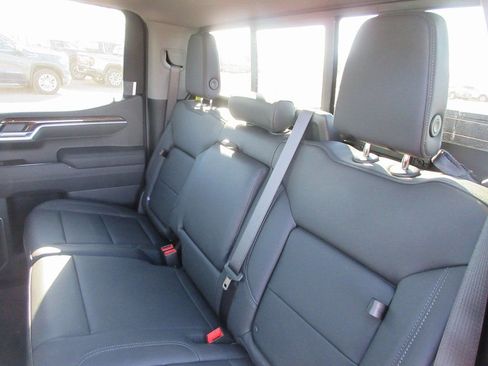 New 2026 GMC Sierra 1500 Elevation w/ Elevation Premium Package AWD/4WD image 15