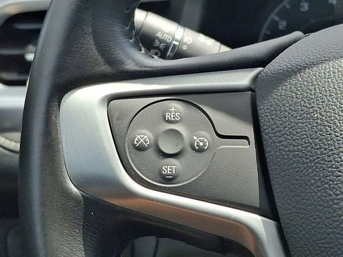 Used 2017 GMC Acadia SLE FWD image 9