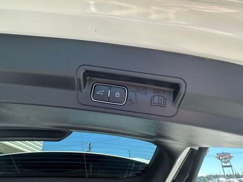 Certified 2025 Ford Explorer ST AWD/4WD image 29