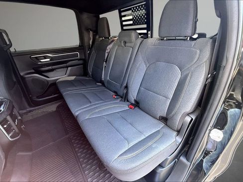 Used 2020 RAM 1500 Big Horn AWD/4WD image 23