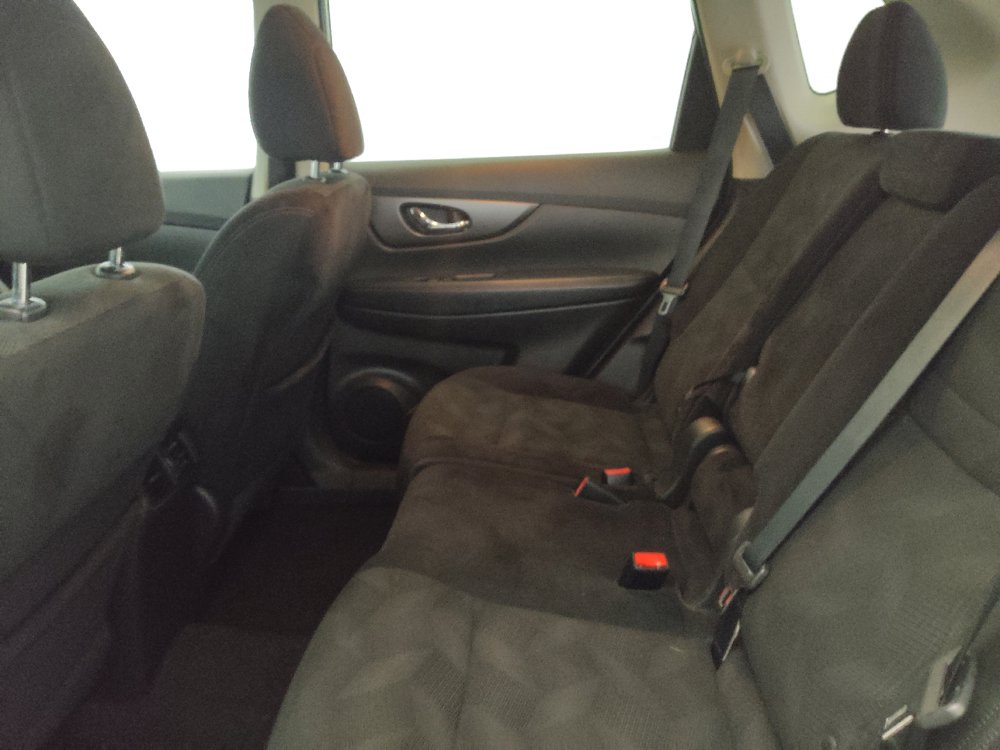 Used 2014 Nissan Rogue SV w/ SV Moonroof Package AWD/4WD image 19