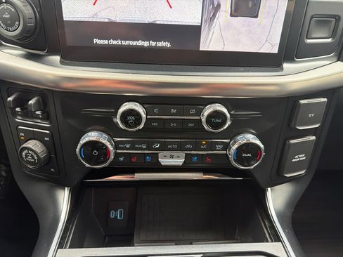 Used 2022 Ford F150 Raptor w/ Raptor 37 Performance Package AWD/4WD image 19