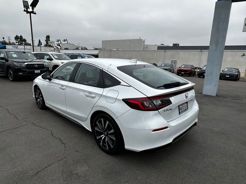 Certified 2024 Honda Civic EX-L image 6