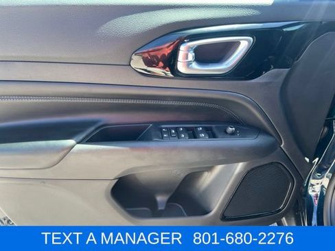 New 2026 Jeep Compass Latitude AWD/4WD image 11