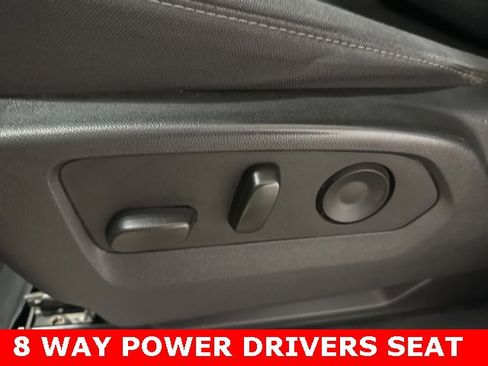 Used 2023 GMC Sierra 1500 SLE image 8