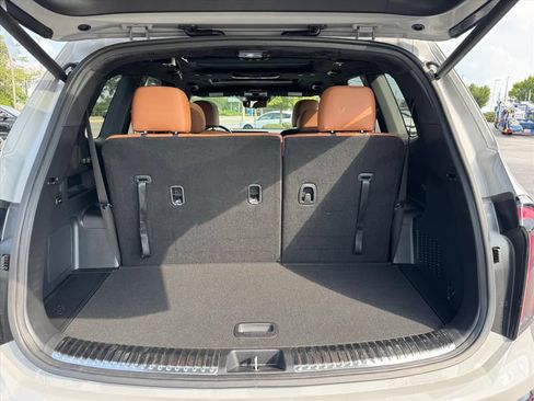 Certified 2025 Kia Telluride SX Prestige X-Line AWD/4WD image 9