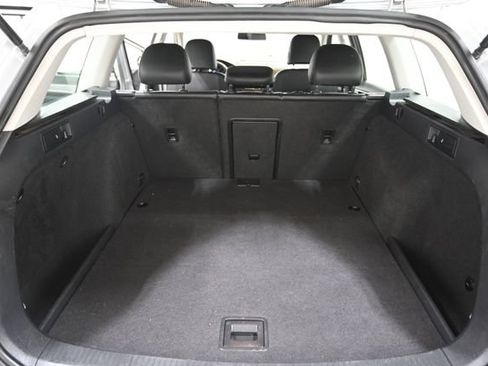 Used 2017 Volkswagen Golf Alltrack S AWD/4WD image 18
