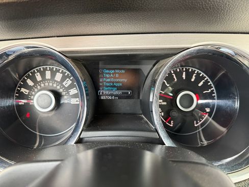 Used 2014 Ford Mustang Premium w/ Comfort Package RWD image 12