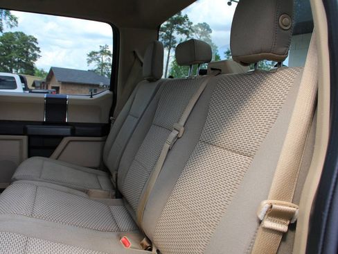 Used 2017 Ford F150 XLT AWD/4WD image 20
