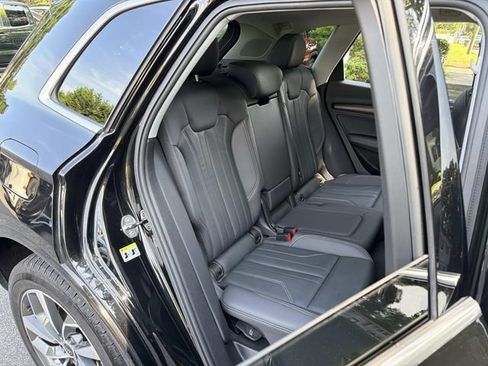 Used 2024 Audi Q5 2.0T Premium Plus AWD/4WD image 16