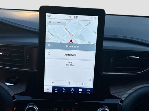 Used 2023 Ford Explorer Platinum w/ Technology Package image 15