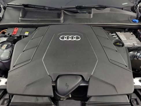 Used 2021 Audi Q8 Premium Plus w/ Premium Plus Package AWD/4WD image 13