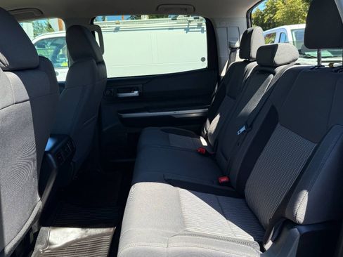 Used 2017 Toyota Tundra SR5 AWD/4WD image 37