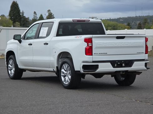 Used 2022 Chevrolet Silverado 1500 Custom AWD/4WD image 6