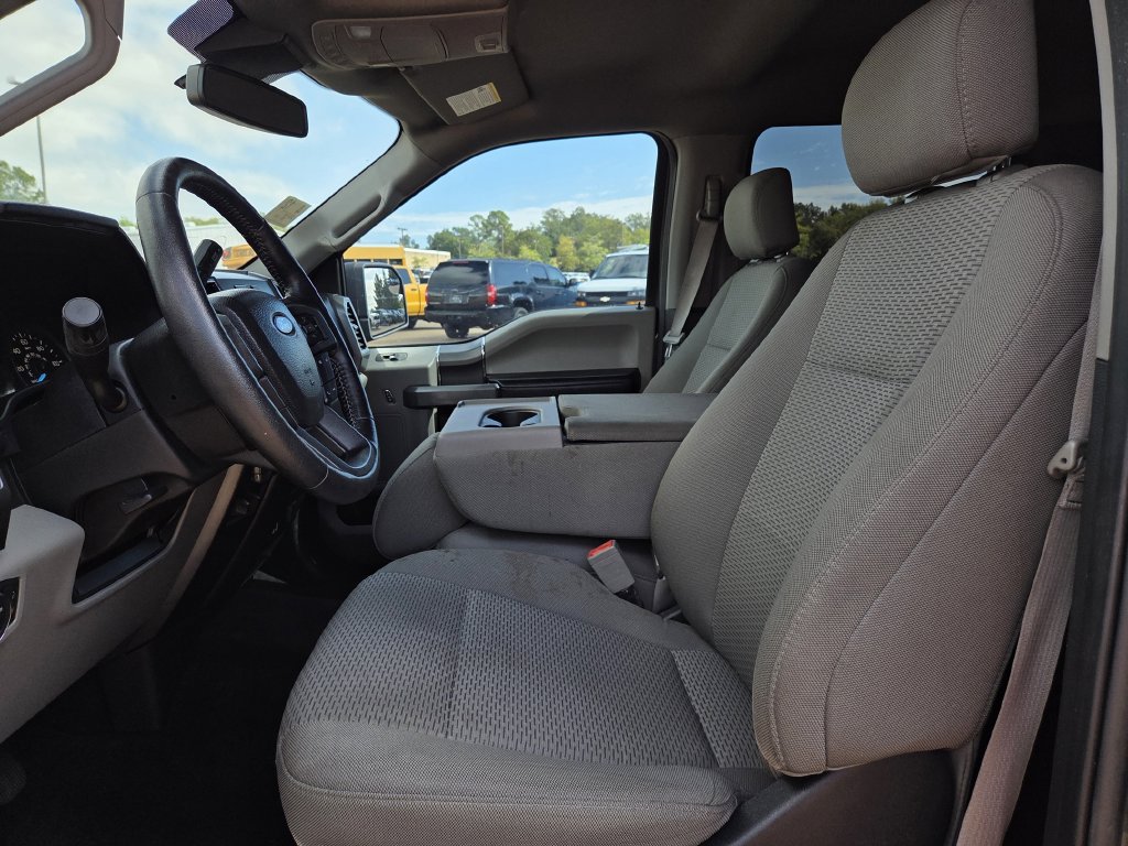 Used 2019 Ford F150 XLT w/ Equipment Group 302A Luxury AWD/4WD image 16