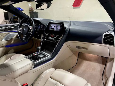 Used 2020 BMW M8 Convertible image 25
