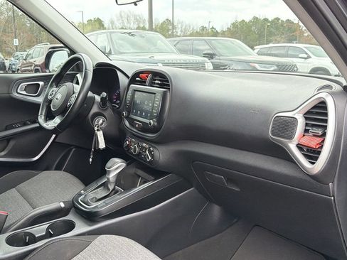 Used 2021 Kia Soul GT-Line image 20