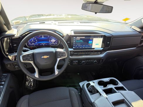 Used 2025 Chevrolet Silverado 1500 LT image 15