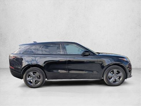Used 2025 Land Rover Range Rover Velar Dynamic SE image 4