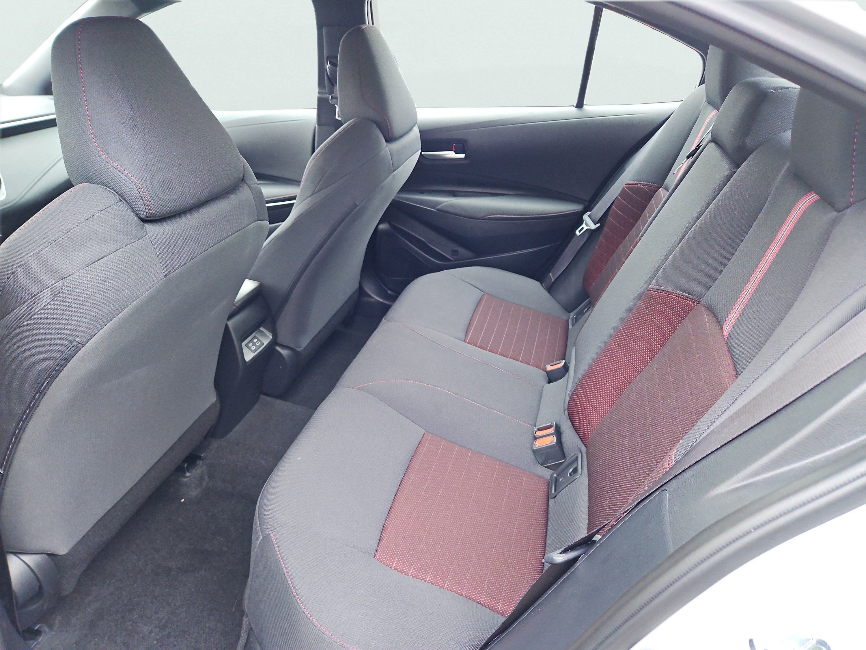 Used 2024 Toyota Corolla Sedan w/ SE Convenience Package FWD image 30
