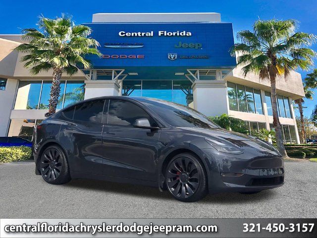Used 2024 Tesla Model Y Performance AWD/4WD image 1