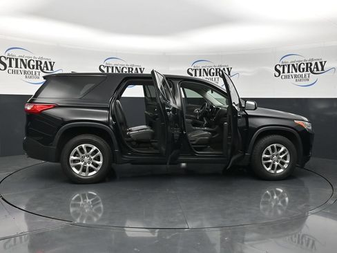 Used 2021 Chevrolet Traverse LS w/ LPO, Blackout Package FWD image 30