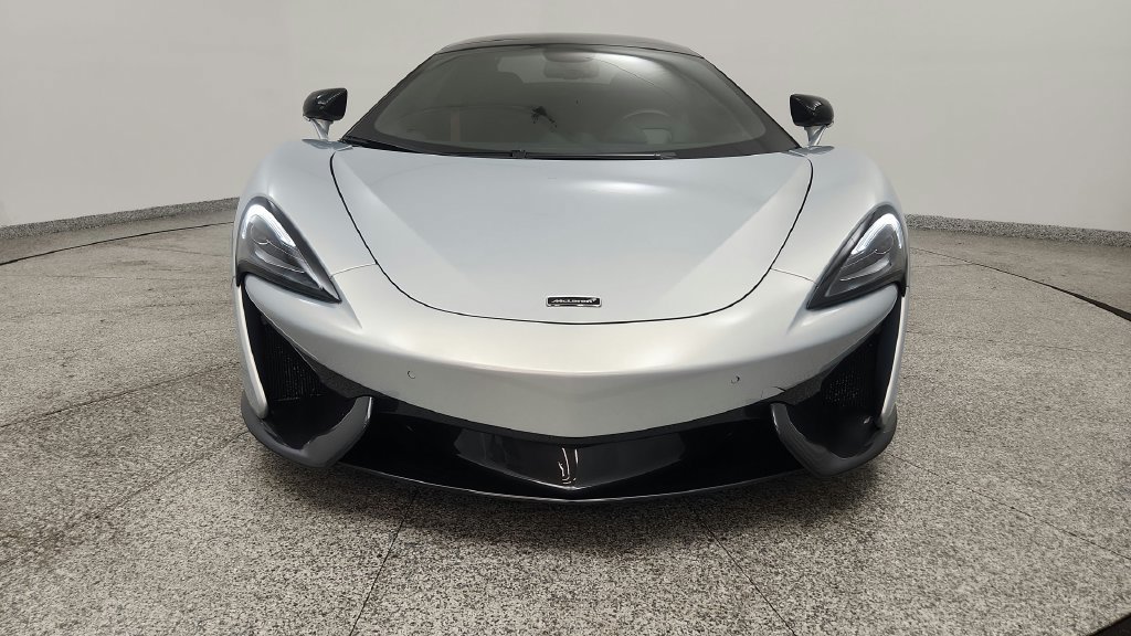 Used 2019 McLaren 570S Spider RWD image 9