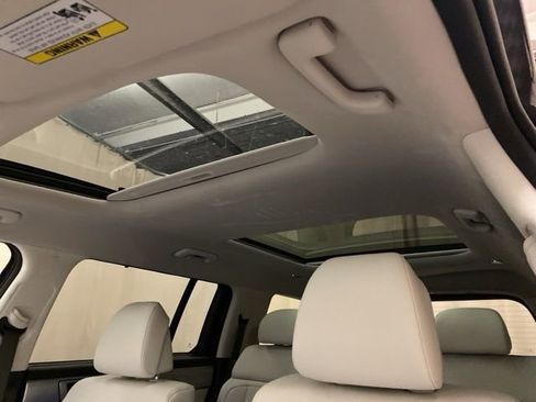 Used 2024 Hyundai Santa Fe Calligraphy image 16