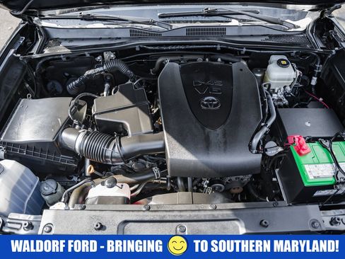 Used 2021 Toyota Tacoma TRD Off-Road w/ TRD Premium Off Road Package image 20