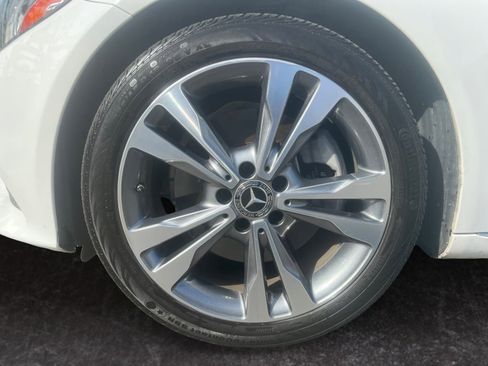 Used 2019 Mercedes-Benz C 300 Sedan w/ Premium Package image 9