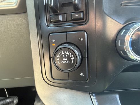 Used 2022 Ford F150 XLT w/ Equipment Group 302A High AWD/4WD image 40