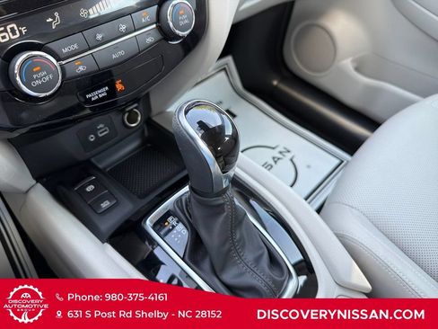 Certified 2022 Nissan Rogue Sport SL AWD/4WD image 22