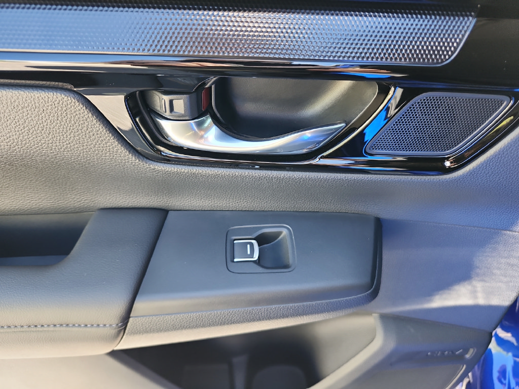 Used 2025 Honda CR-V EX-L image 24