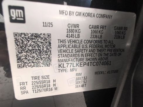 Used 2026 Chevrolet Trax ACTIV w/ Sunroof Package FWD image 28